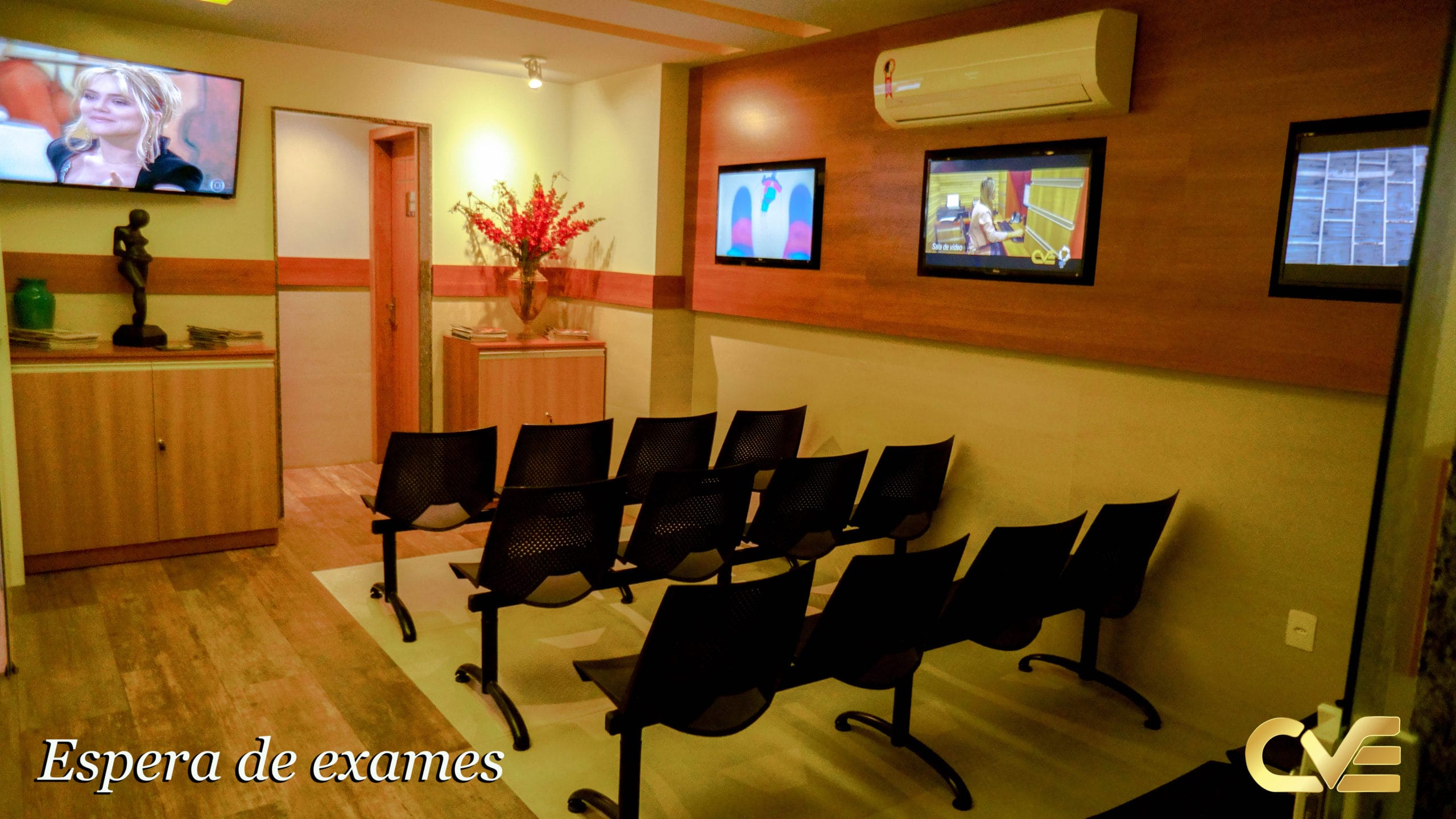 Sala de Espera de Exames